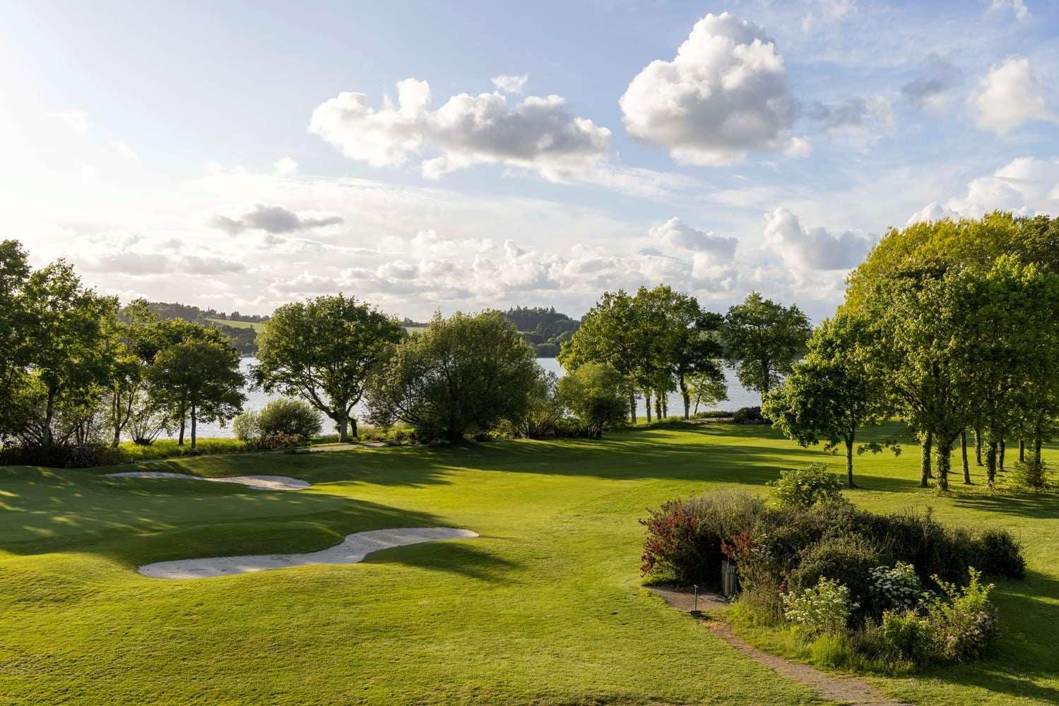 Best Western Plus Le Roi Arthur Hotel & Spa Ploërmel Zewnętrze zdjęcie